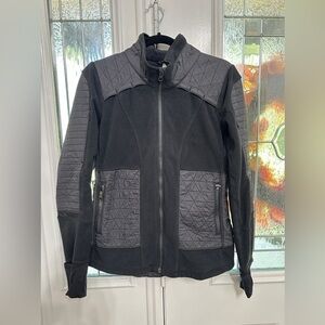 Lululemon Fleecy Keen Jacket III in Black size 8